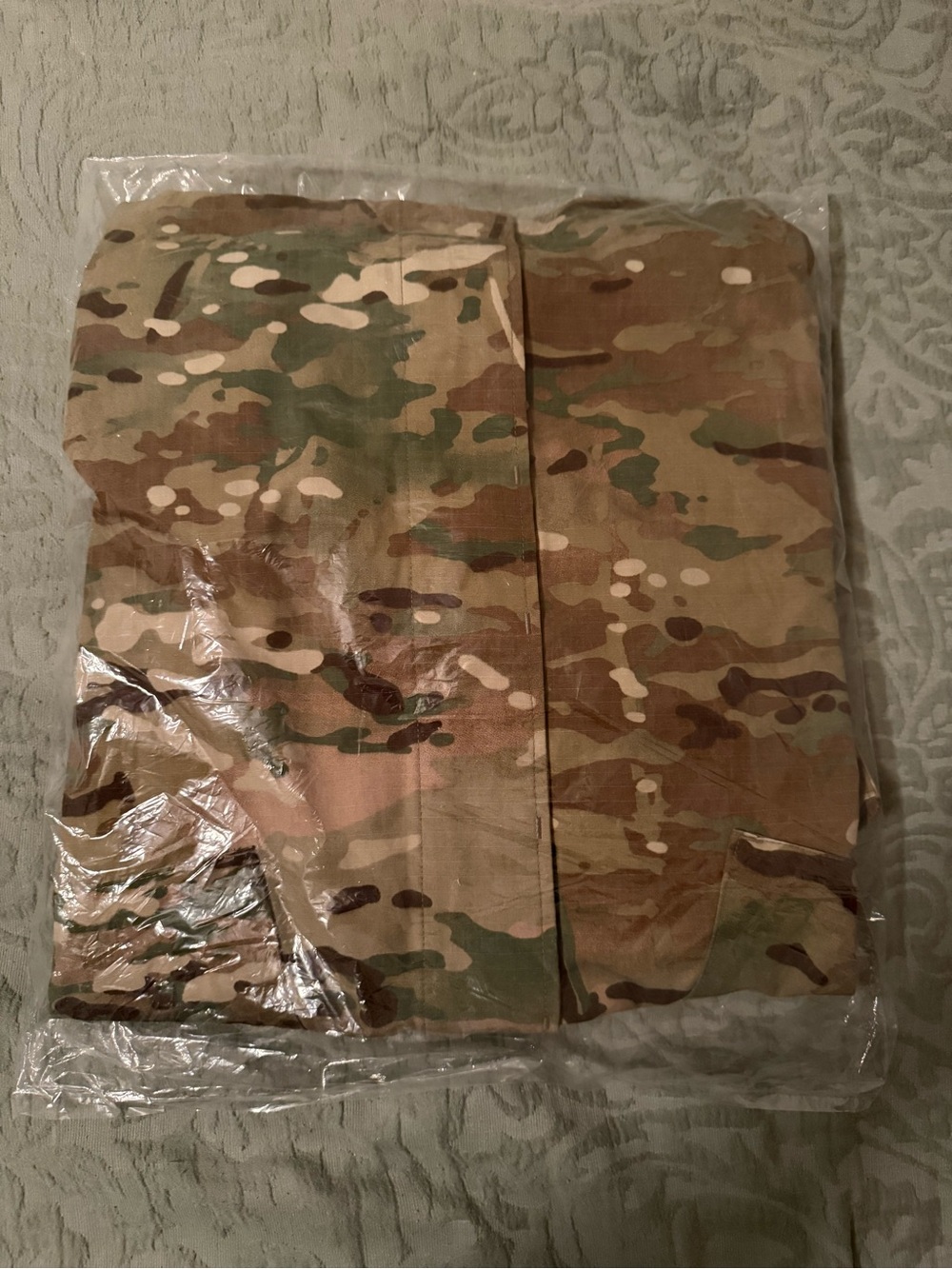 Patagonia Level 9 combat top (medium regular) - Picture 2 of 2